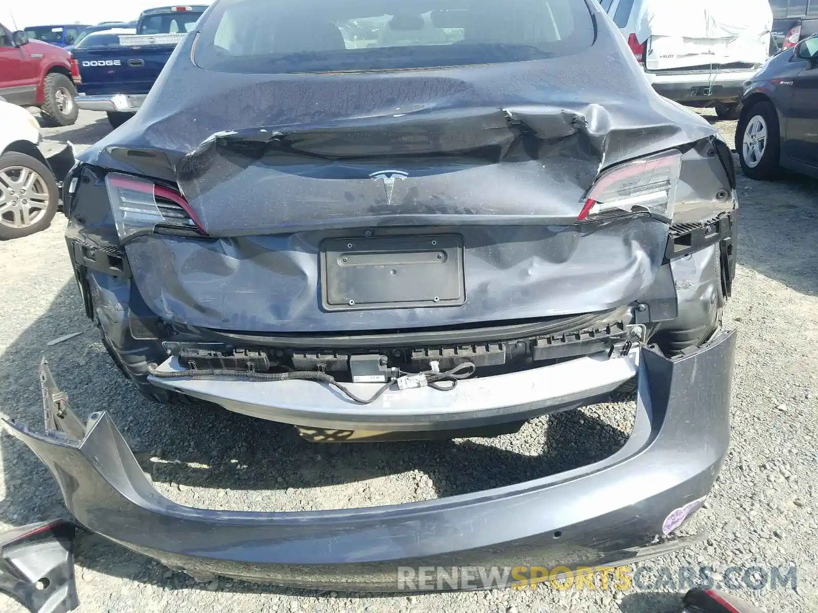 9 Photograph of a damaged car 5YJ3E1EA7KF424673 TESLA MODEL 3 2019