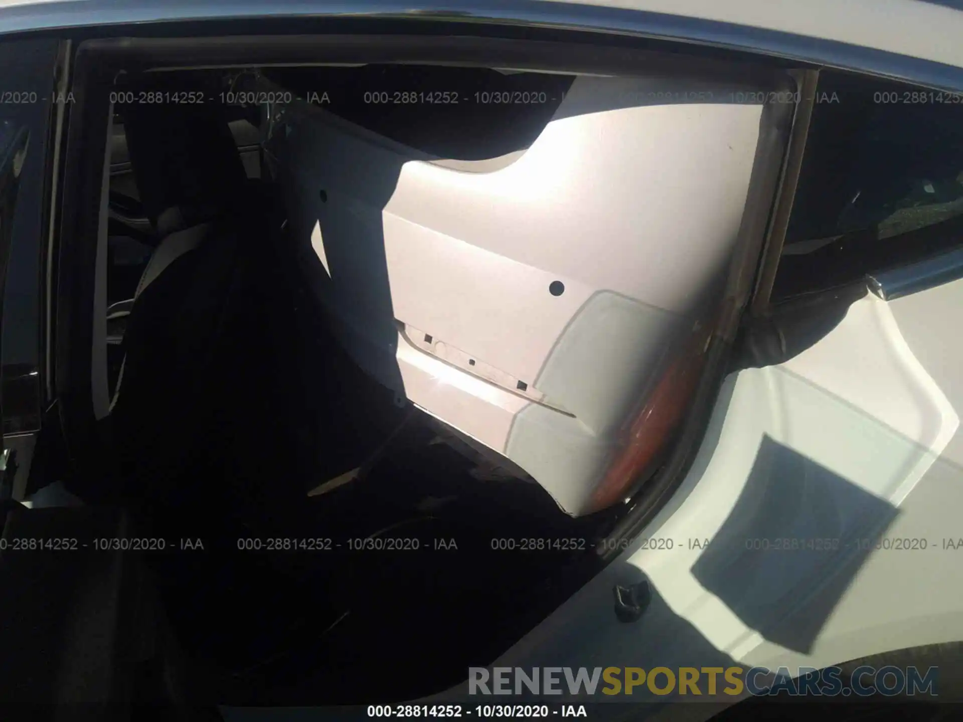 8 Photograph of a damaged car 5YJ3E1EA7KF424804 TESLA MODEL 3 2019