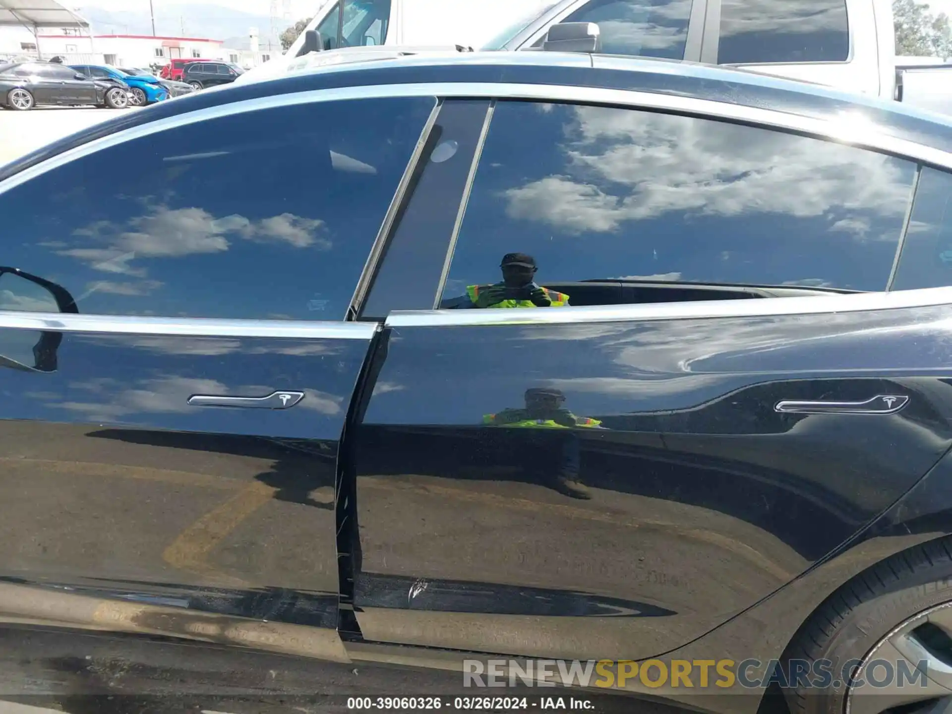 13 Photograph of a damaged car 5YJ3E1EA7KF431378 TESLA MODEL 3 2019