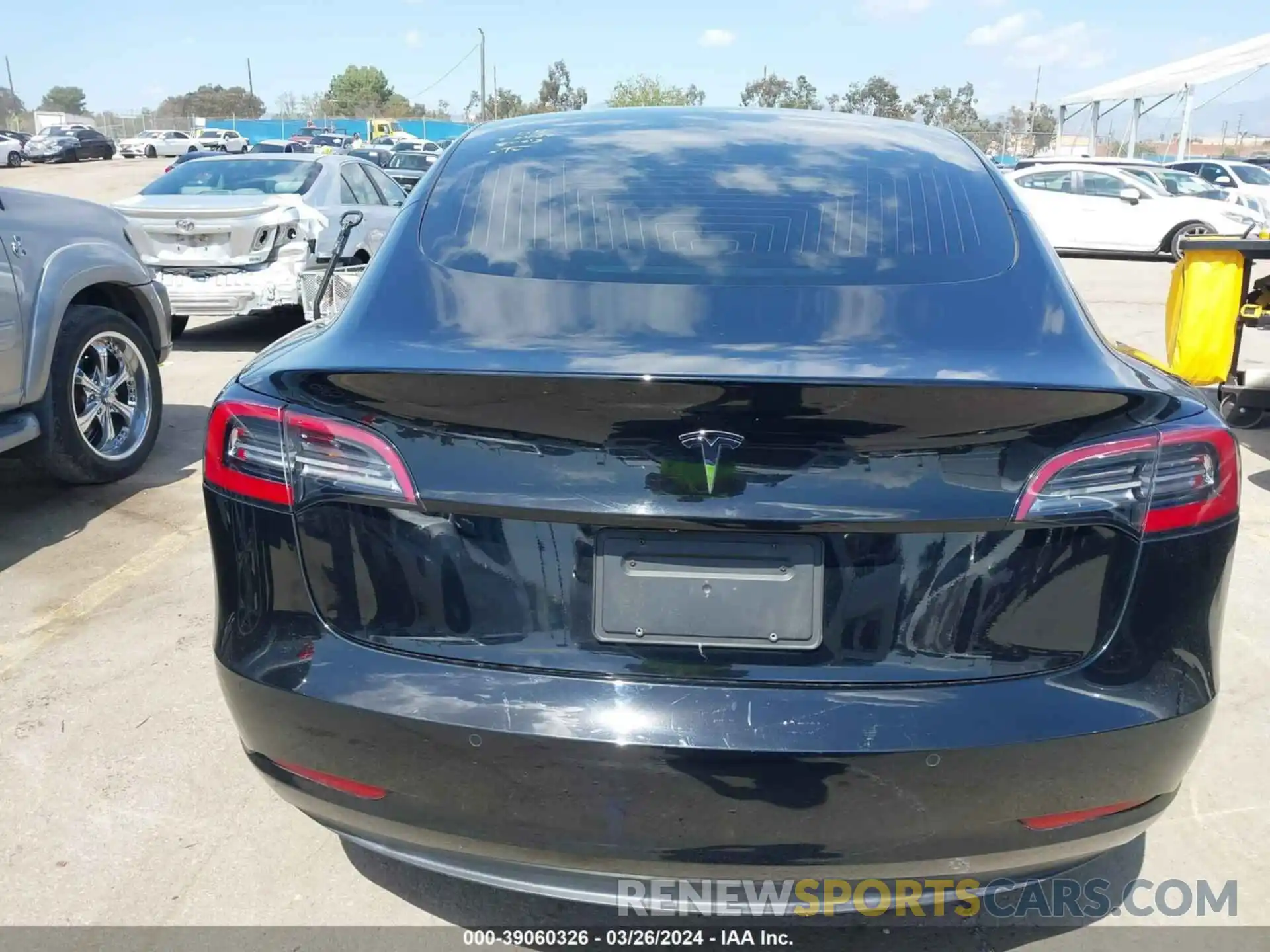 15 Photograph of a damaged car 5YJ3E1EA7KF431378 TESLA MODEL 3 2019