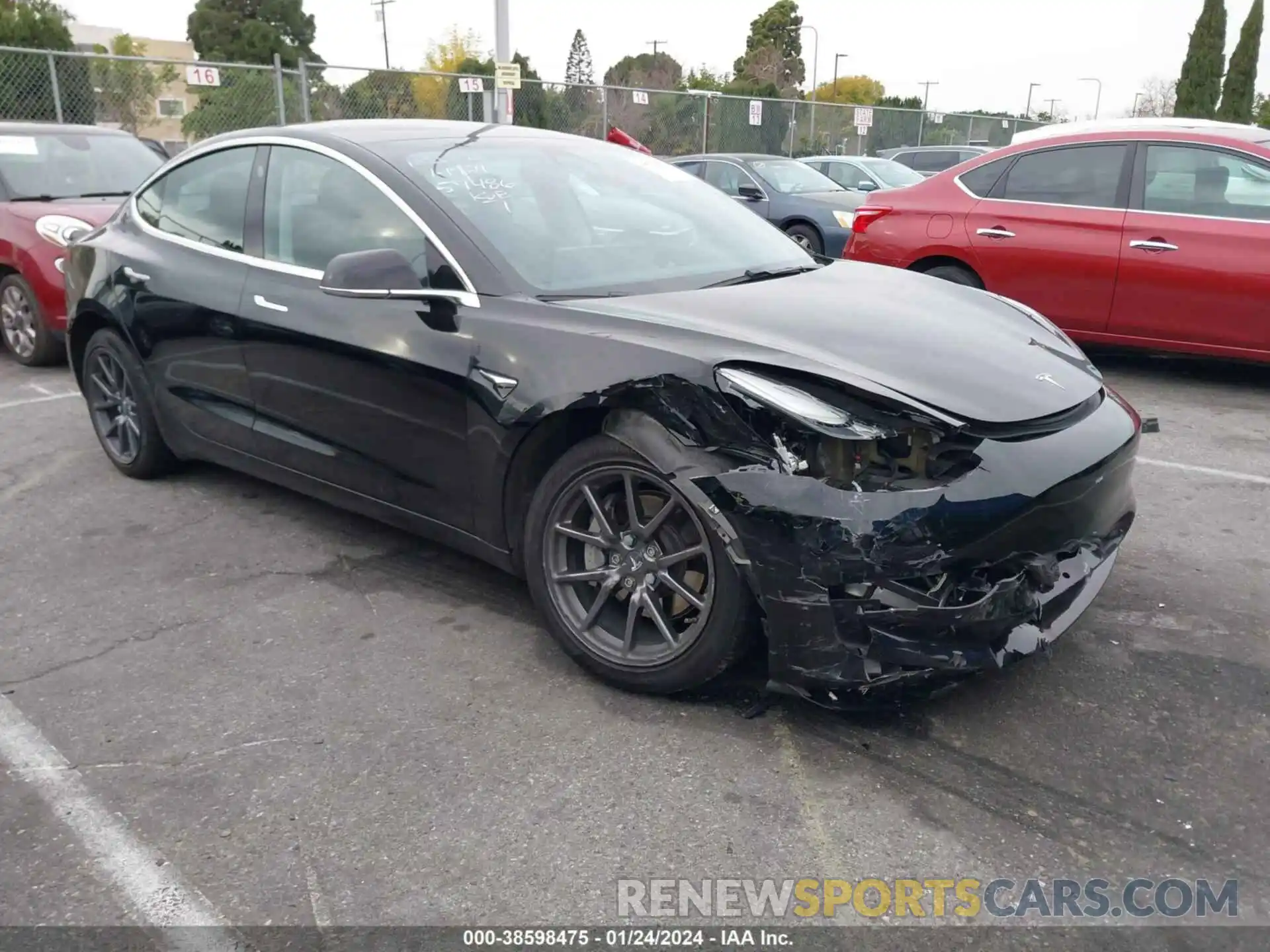 1 Photograph of a damaged car 5YJ3E1EA7KF435754 TESLA MODEL 3 2019