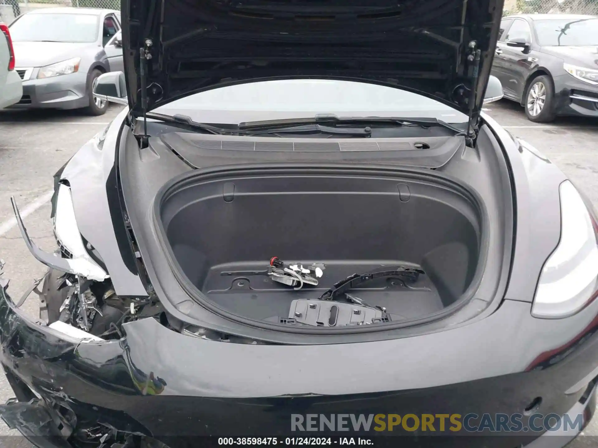 10 Photograph of a damaged car 5YJ3E1EA7KF435754 TESLA MODEL 3 2019