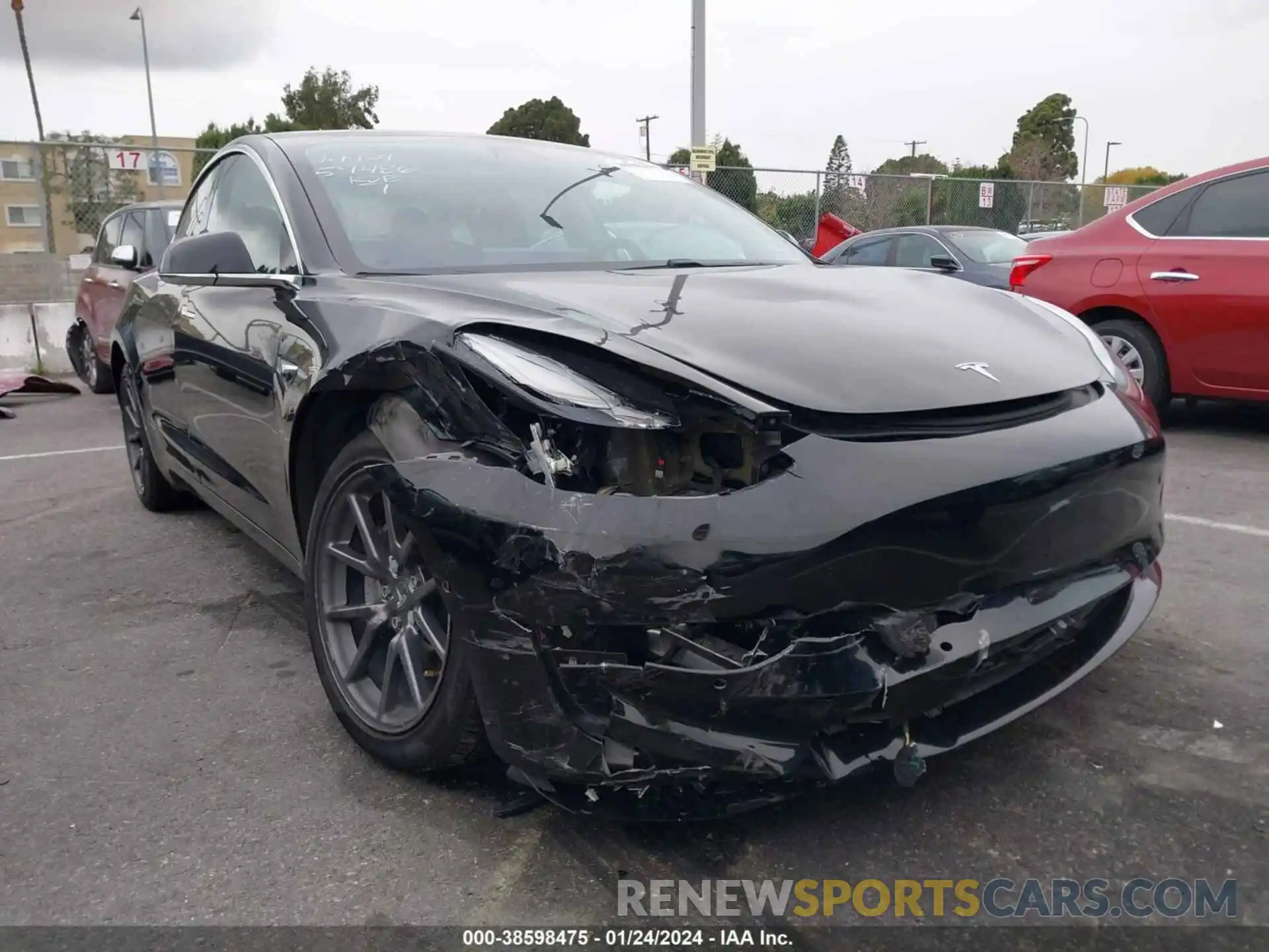 6 Photograph of a damaged car 5YJ3E1EA7KF435754 TESLA MODEL 3 2019