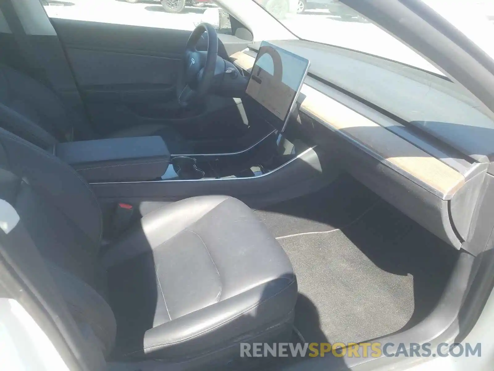 5 Photograph of a damaged car 5YJ3E1EA7KF437942 TESLA MODEL 3 2019