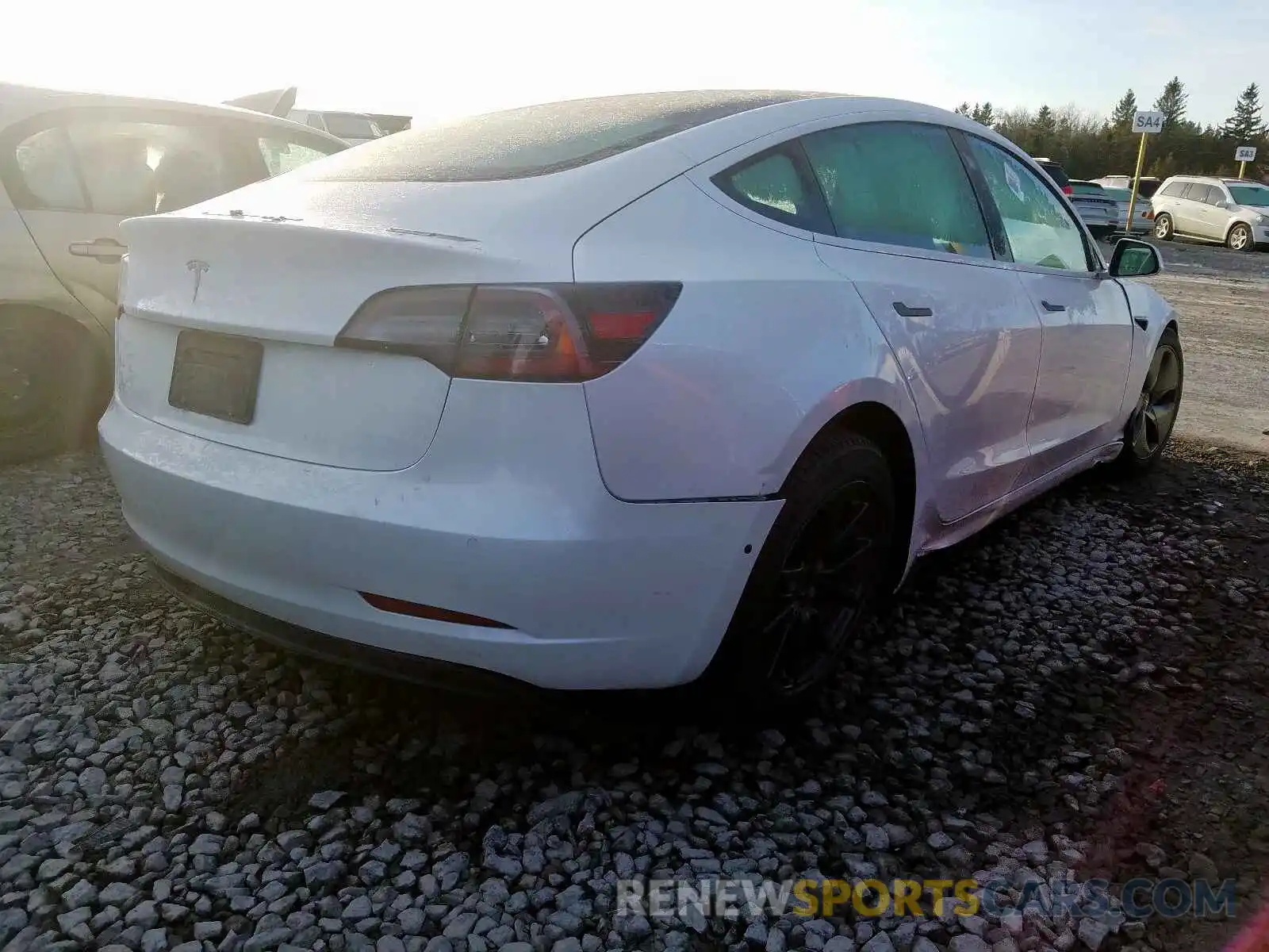 4 Photograph of a damaged car 5YJ3E1EA7KF487742 TESLA MODEL 3 2019