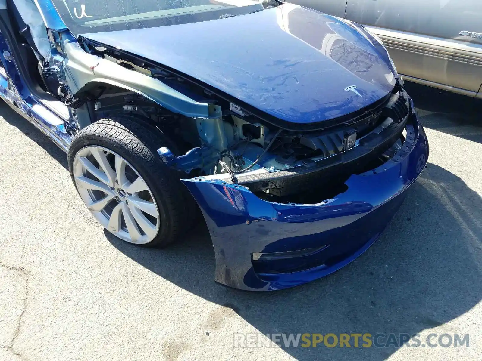 9 Photograph of a damaged car 5YJ3E1EA7KF495338 TESLA MODEL 3 2019