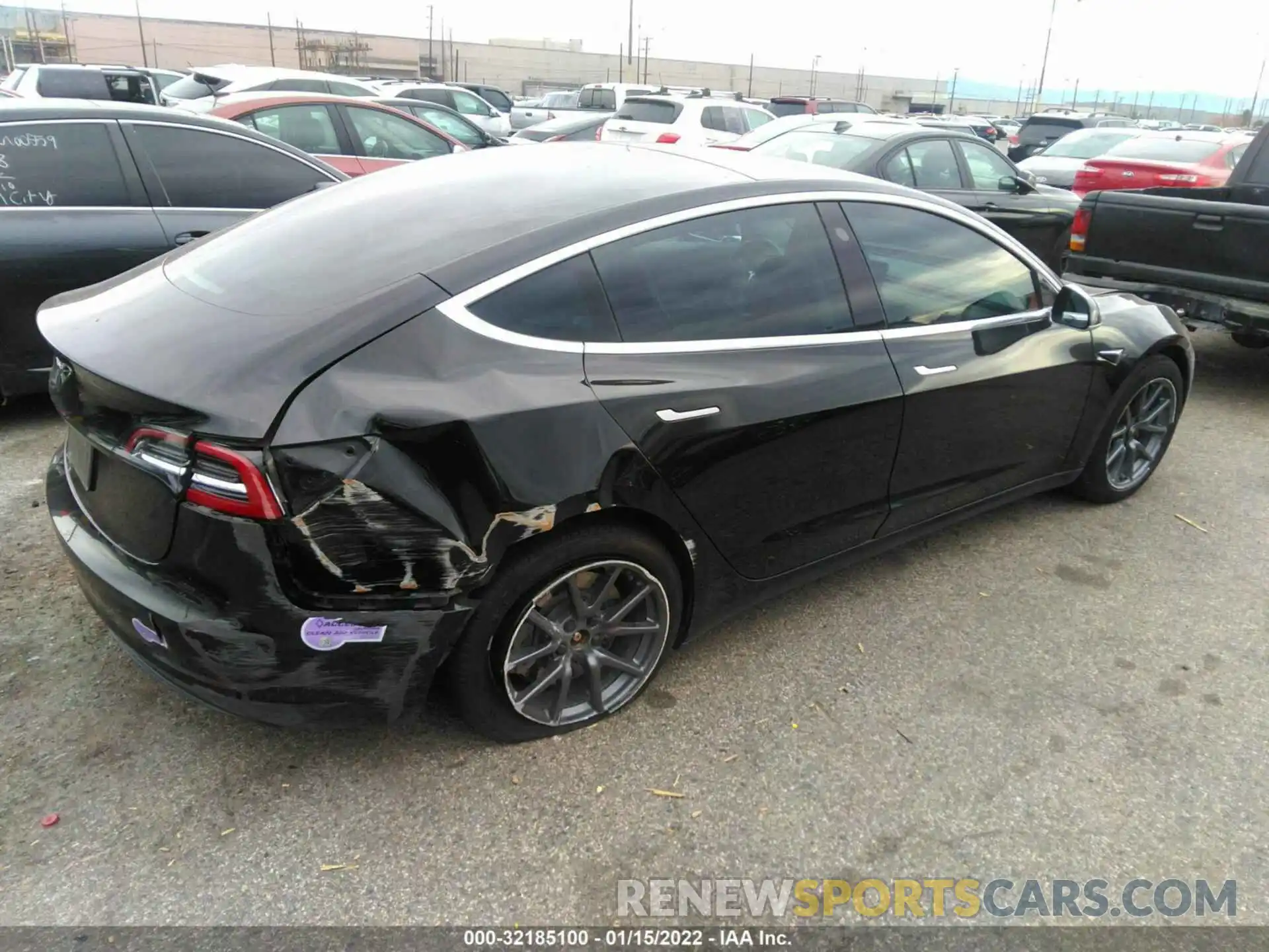 4 Photograph of a damaged car 5YJ3E1EA8KF190091 TESLA MODEL 3 2019