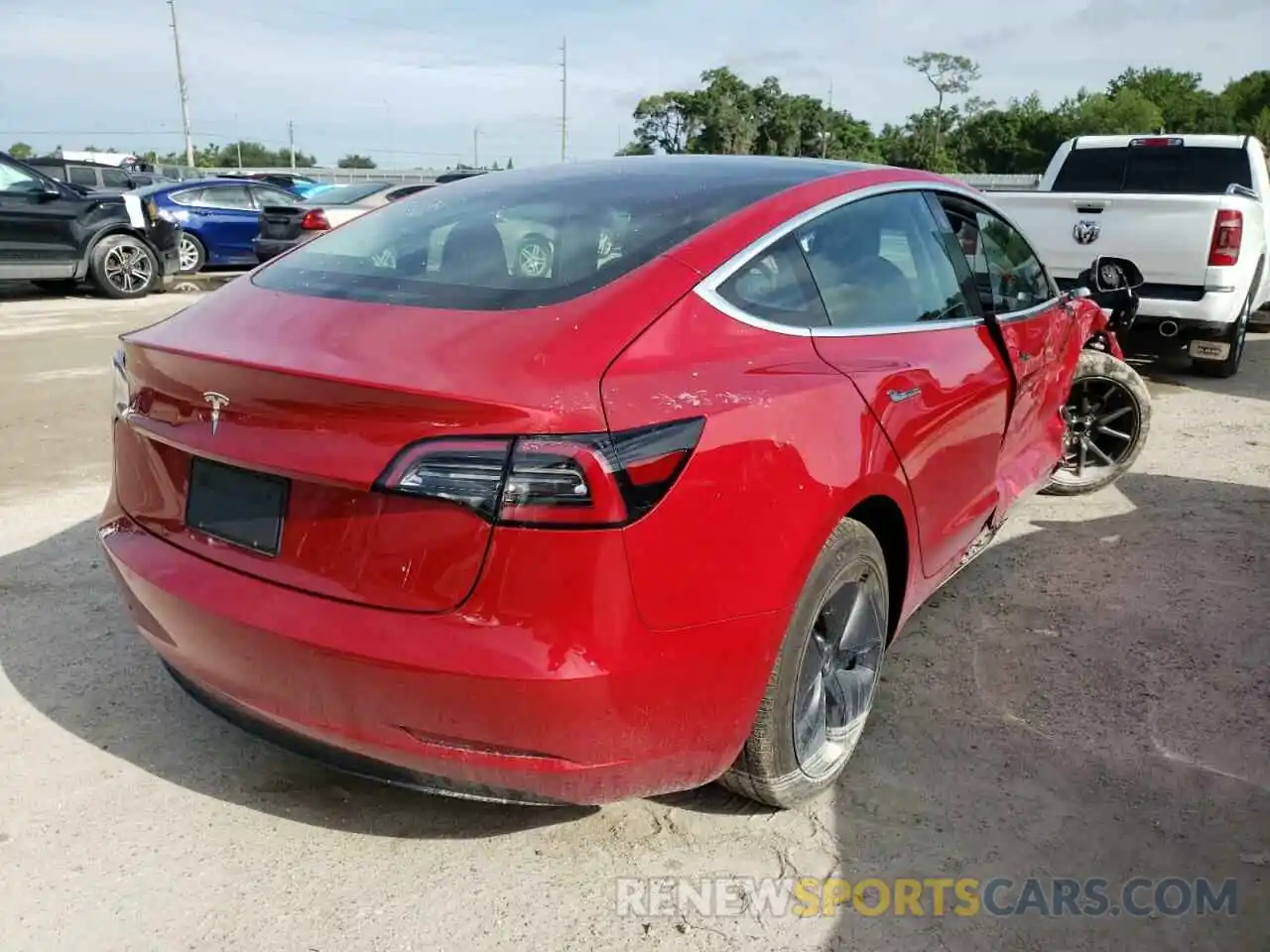 4 Photograph of a damaged car 5YJ3E1EA8KF190740 TESLA MODEL 3 2019