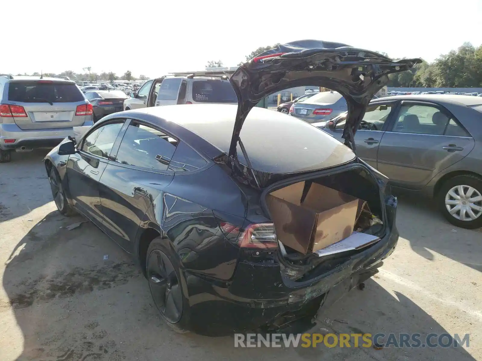 3 Photograph of a damaged car 5YJ3E1EA8KF193332 TESLA MODEL 3 2019