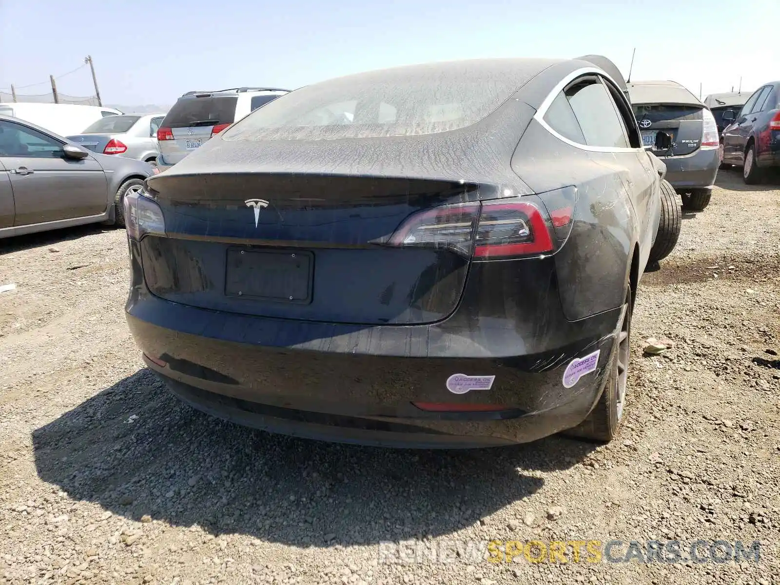 4 Photograph of a damaged car 5YJ3E1EA8KF193363 TESLA MODEL 3 2019