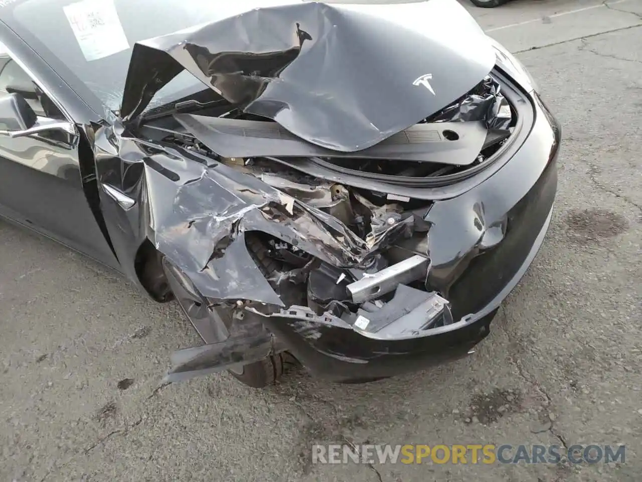 9 Photograph of a damaged car 5YJ3E1EA8KF193377 TESLA MODEL 3 2019