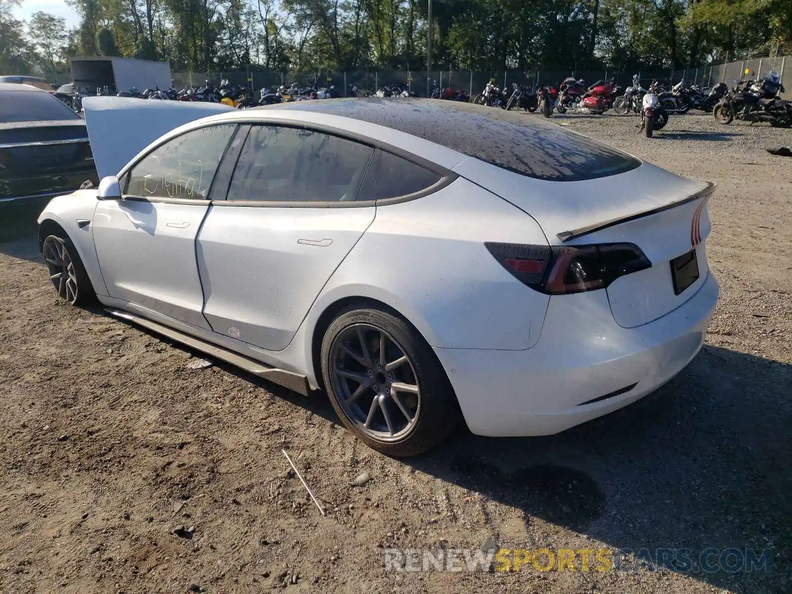 3 Photograph of a damaged car 5YJ3E1EA8KF302033 TESLA MODEL 3 2019