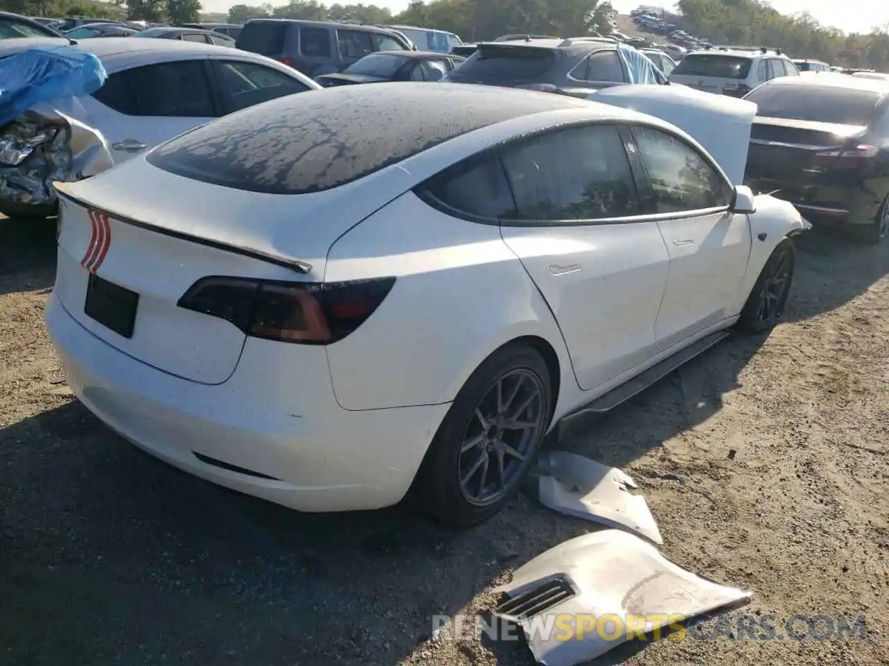 4 Фотография поврежденного автомобиля 5YJ3E1EA8KF302033 TESLA MODEL 3 2019