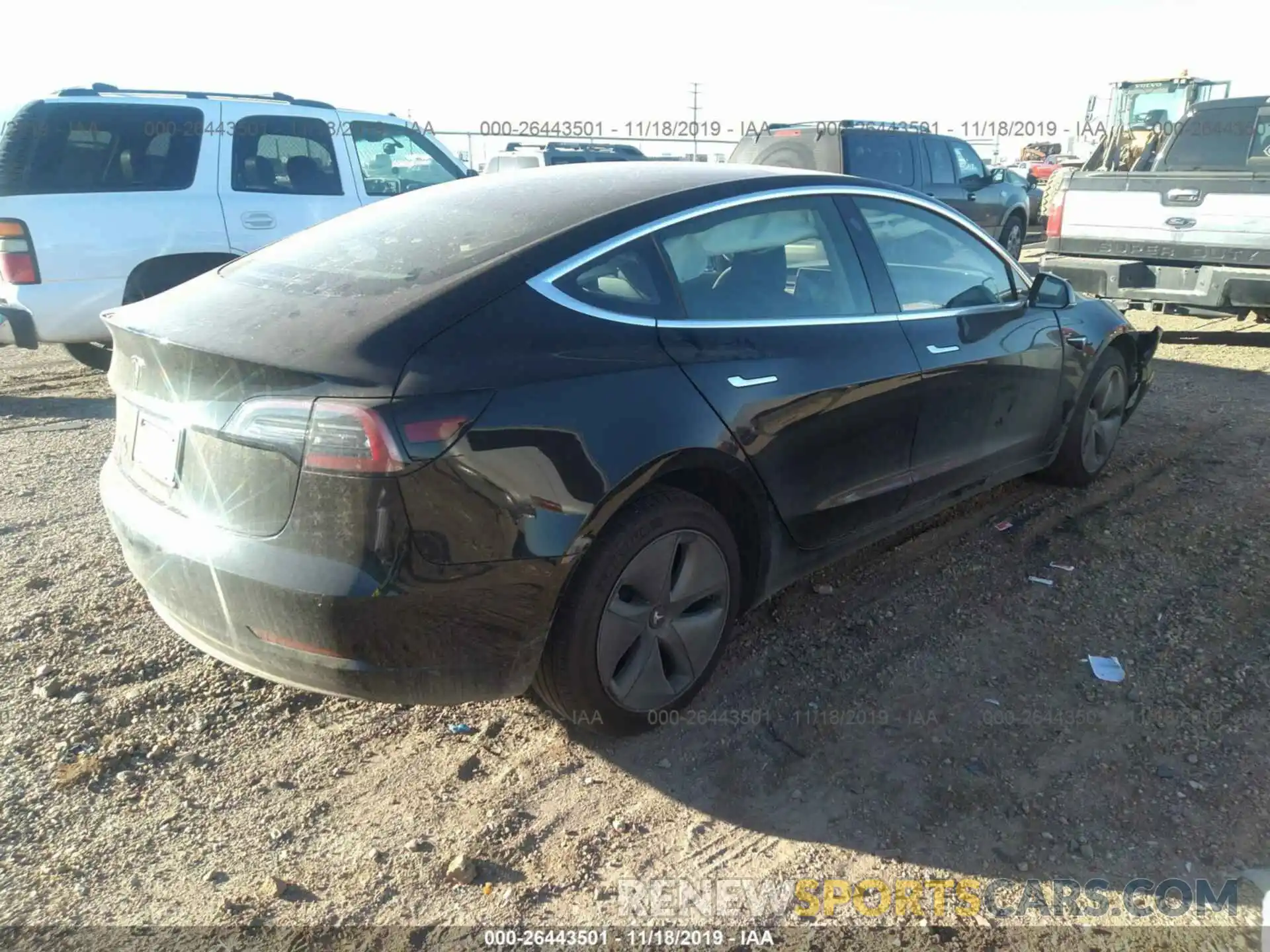 4 Фотография поврежденного автомобиля 5YJ3E1EA8KF304297 TESLA MODEL 3 2019