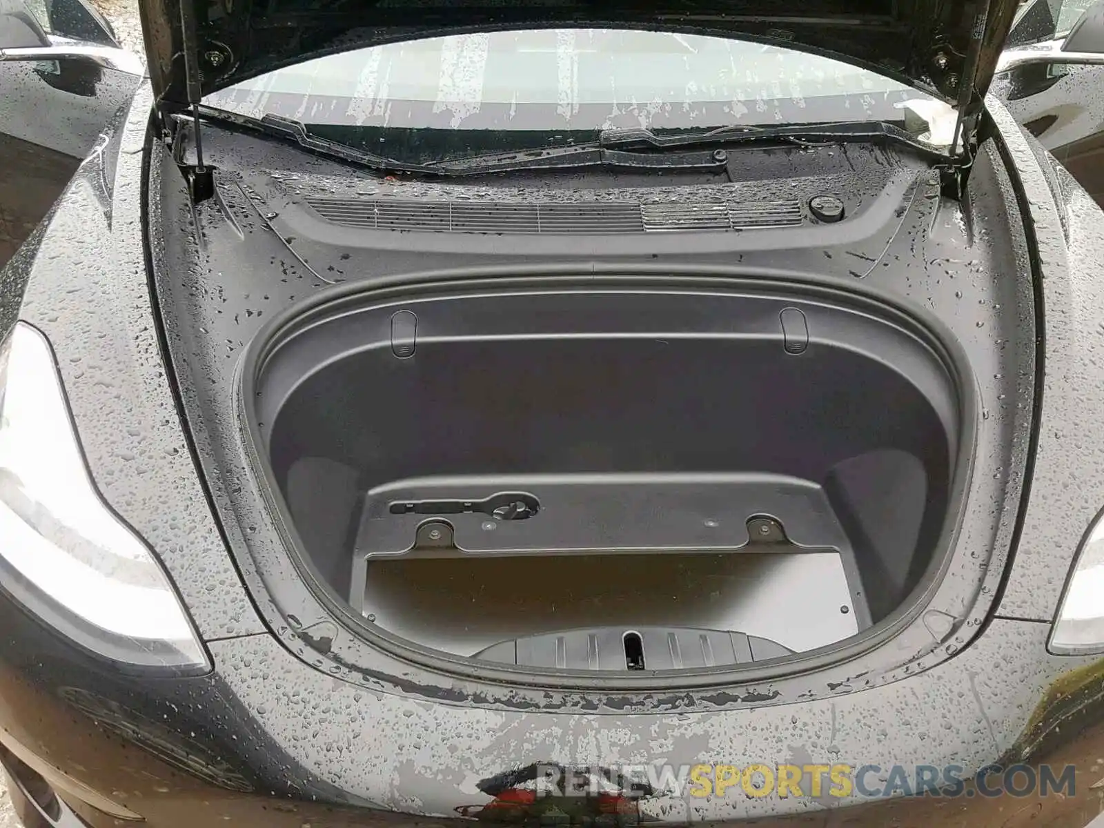 7 Photograph of a damaged car 5YJ3E1EA8KF304476 TESLA MODEL 3 2019