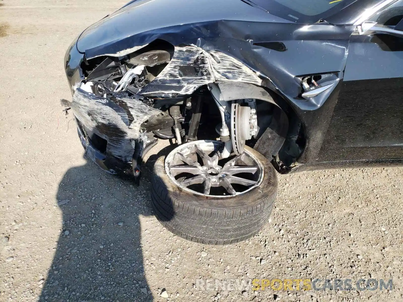 9 Photograph of a damaged car 5YJ3E1EA8KF305336 TESLA MODEL 3 2019