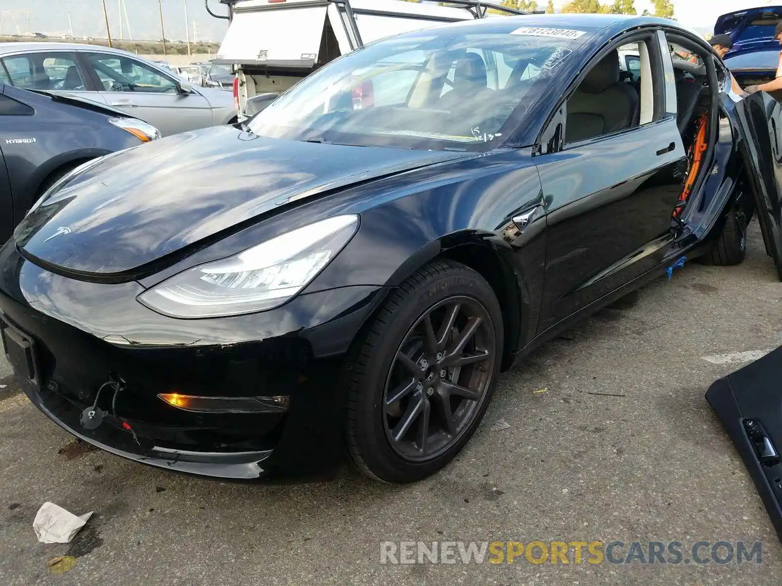 2 Фотография поврежденного автомобиля 5YJ3E1EA8KF305837 TESLA MODEL 3 2019