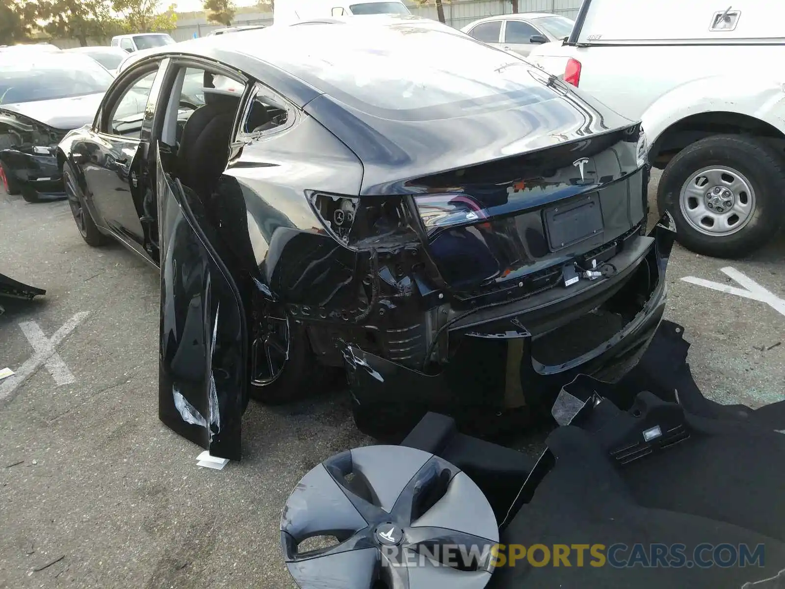 3 Photograph of a damaged car 5YJ3E1EA8KF305837 TESLA MODEL 3 2019