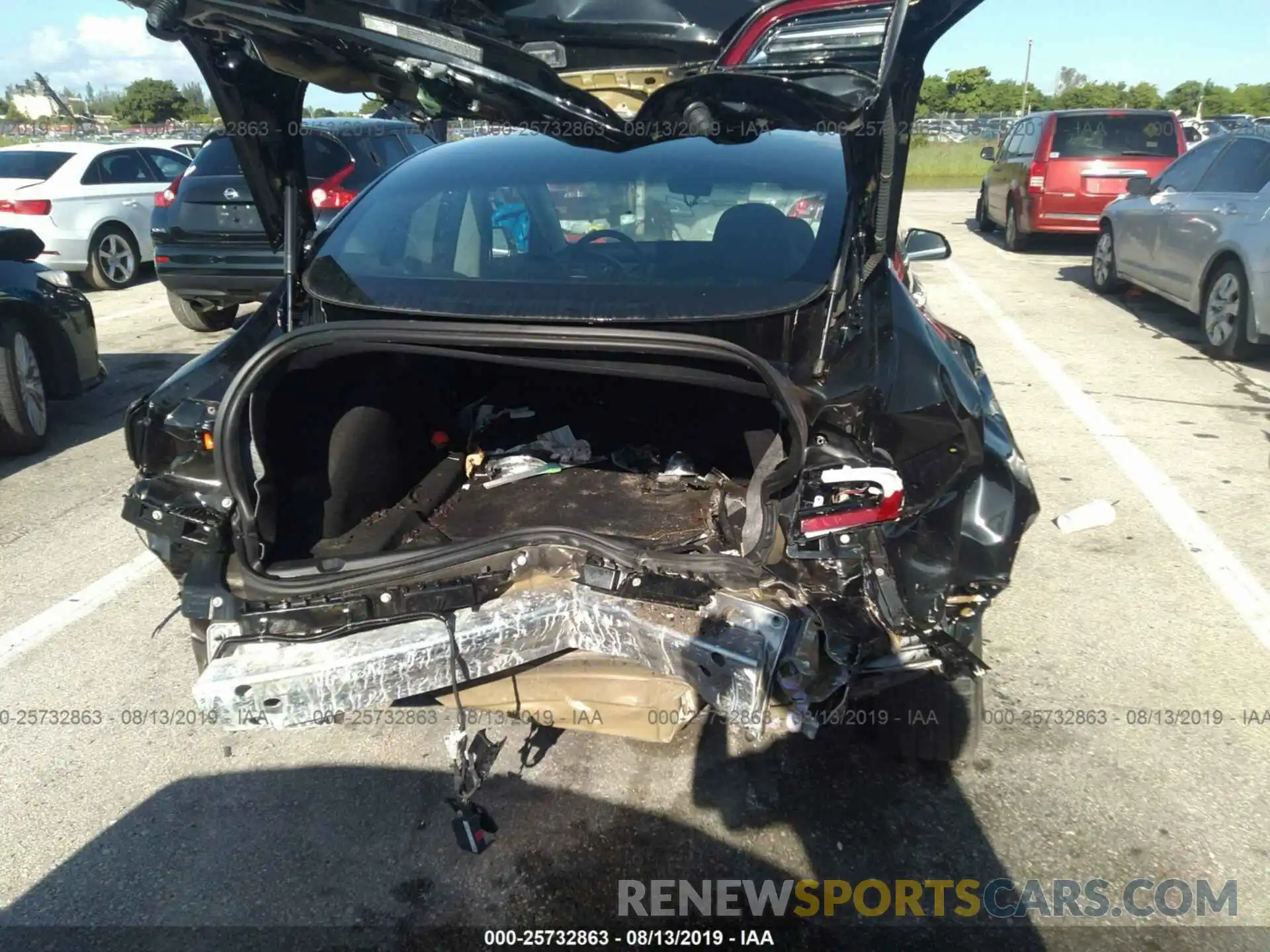 6 Photograph of a damaged car 5YJ3E1EA8KF307040 TESLA MODEL 3 2019