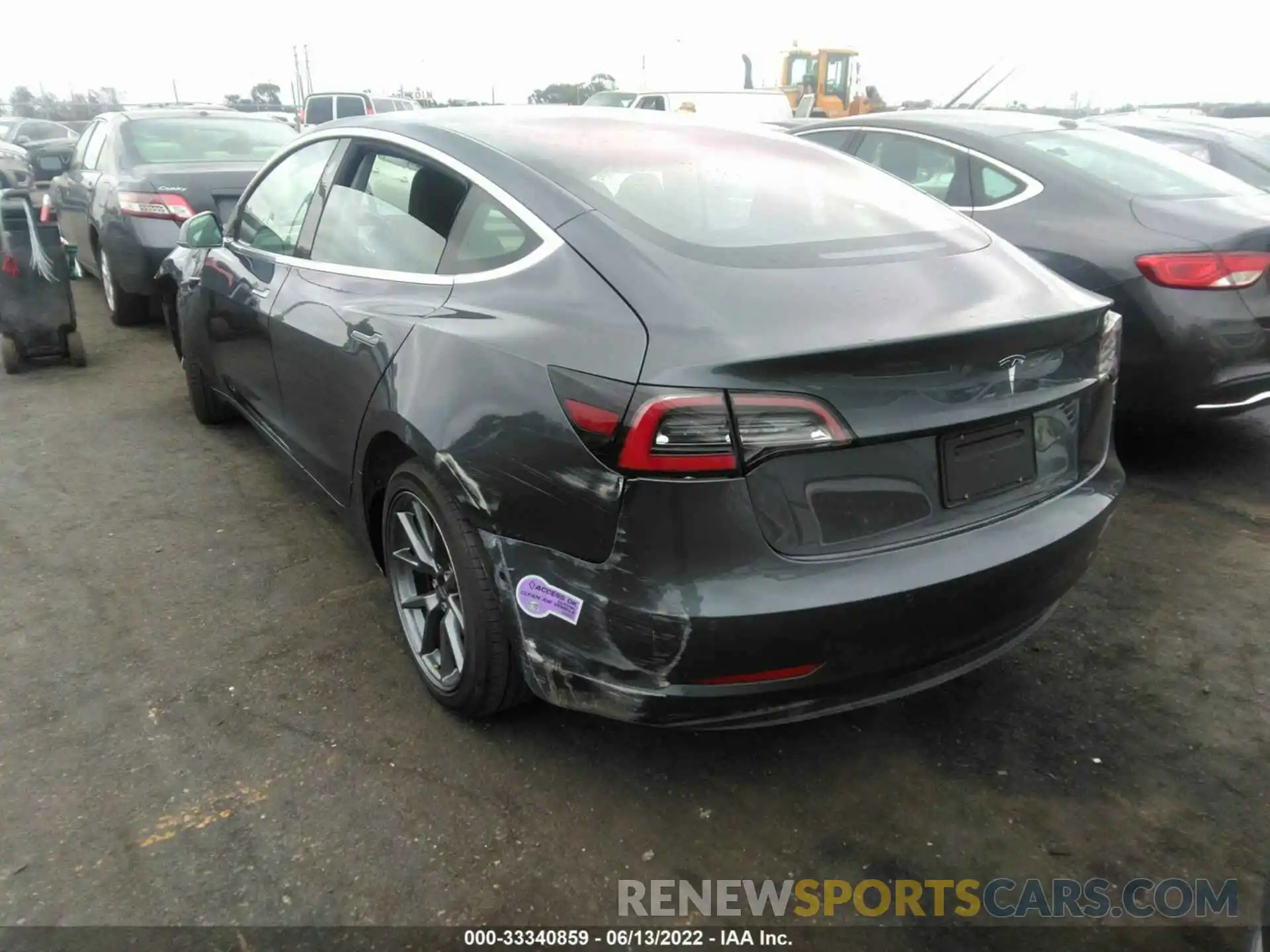 3 Photograph of a damaged car 5YJ3E1EA8KF307393 TESLA MODEL 3 2019