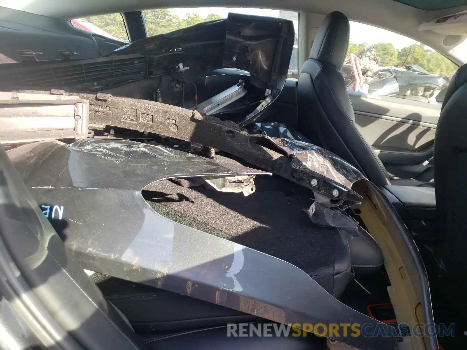 6 Photograph of a damaged car 5YJ3E1EA8KF308172 TESLA MODEL 3 2019