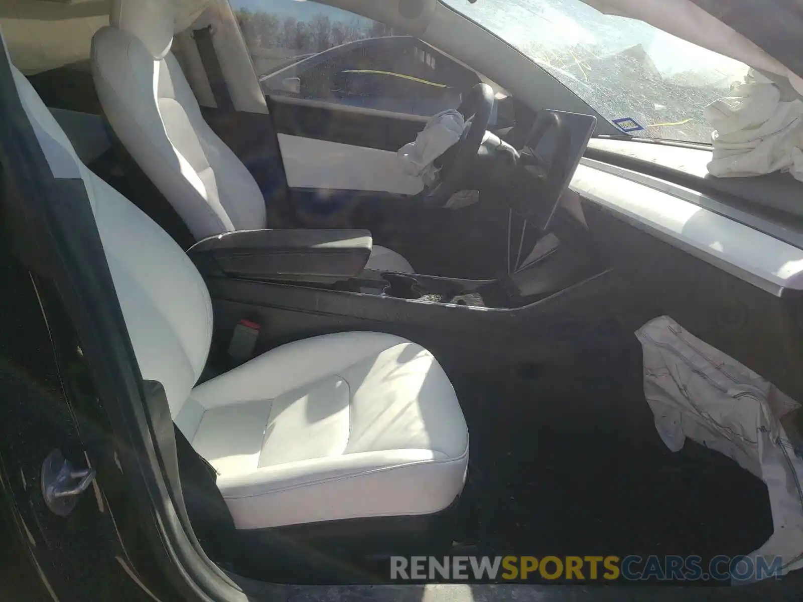 5 Photograph of a damaged car 5YJ3E1EA8KF311976 TESLA MODEL 3 2019