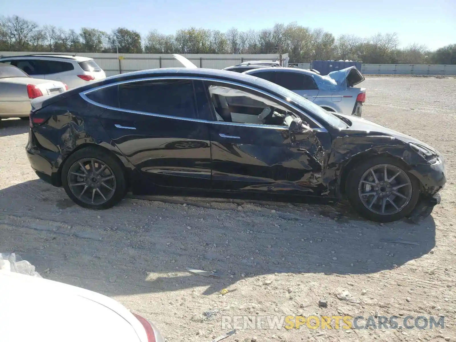 9 Photograph of a damaged car 5YJ3E1EA8KF311976 TESLA MODEL 3 2019