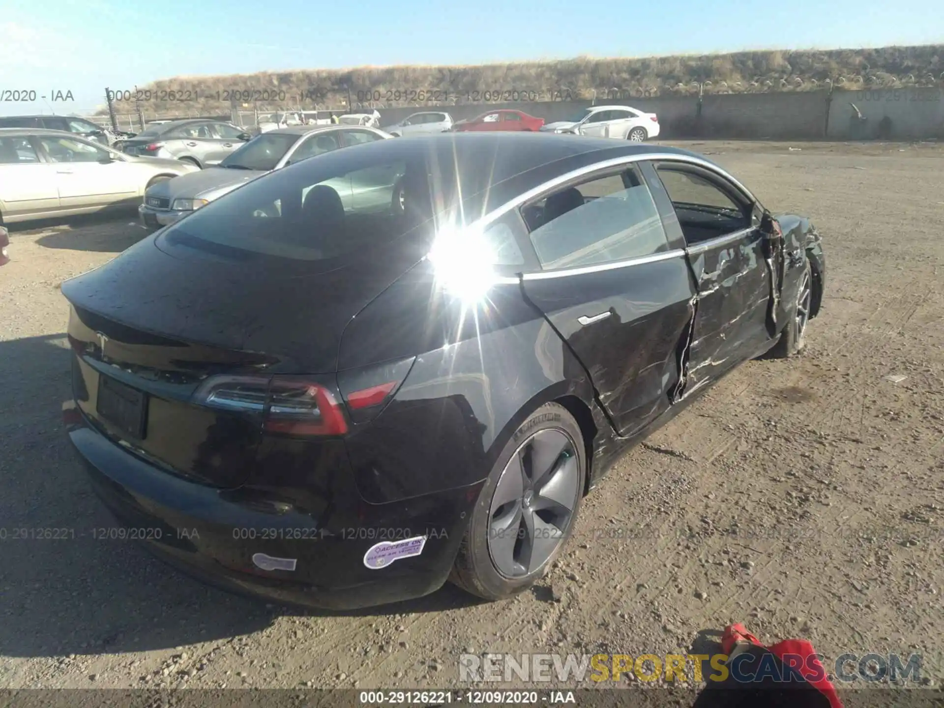 4 Фотография поврежденного автомобиля 5YJ3E1EA8KF313193 TESLA MODEL 3 2019