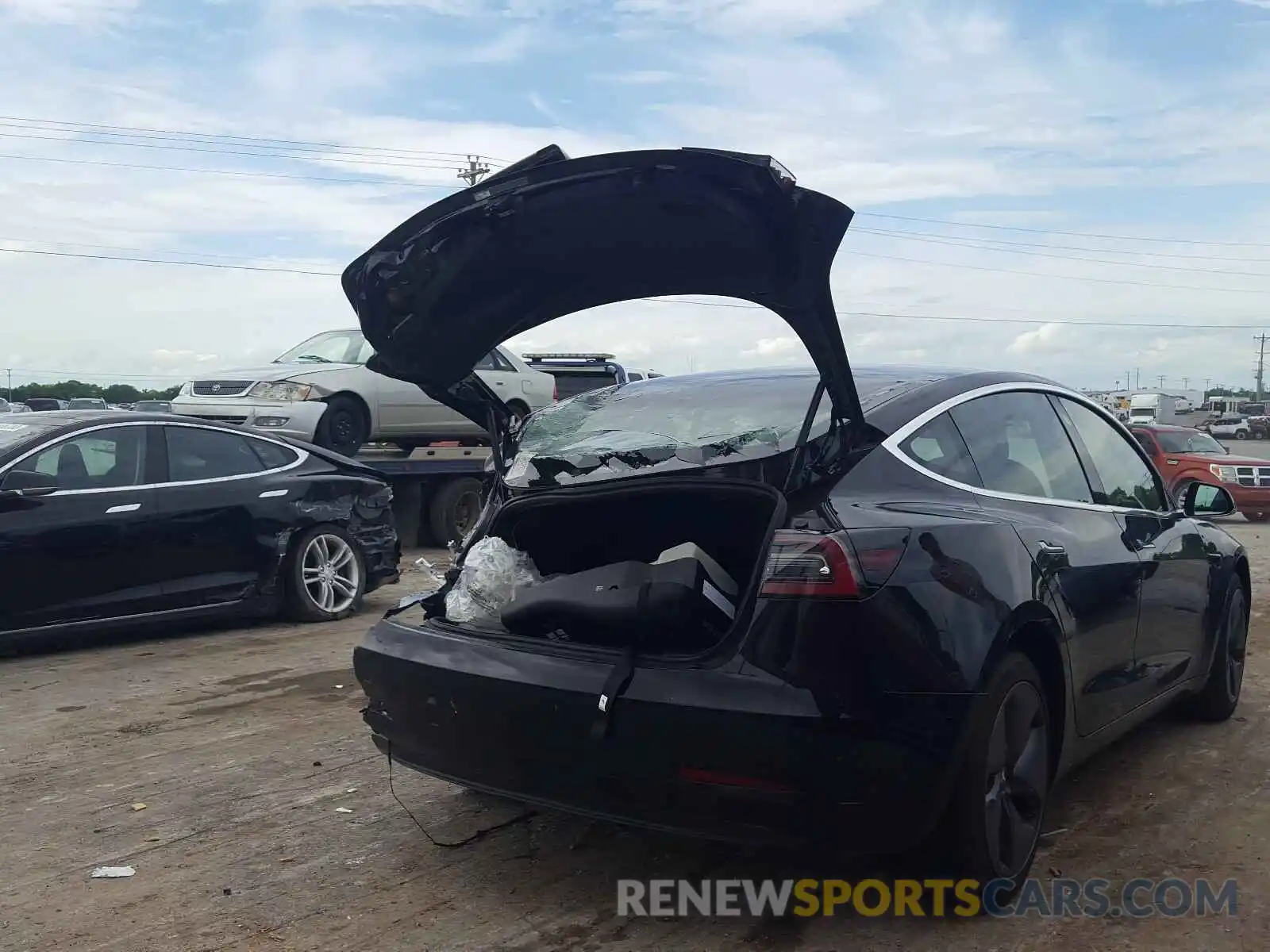 10 Photograph of a damaged car 5YJ3E1EA8KF317017 TESLA MODEL 3 2019