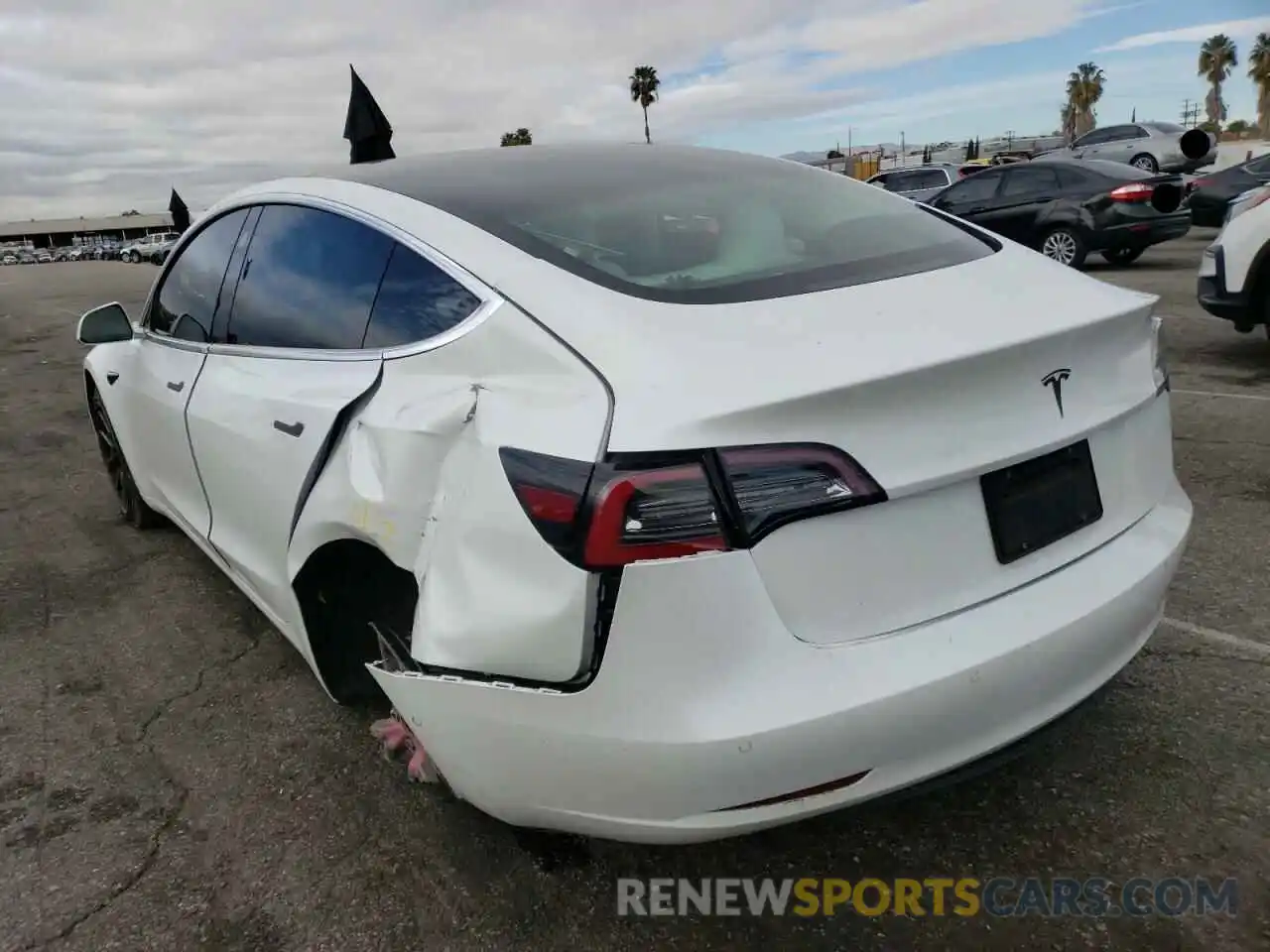 3 Photograph of a damaged car 5YJ3E1EA8KF322721 TESLA MODEL 3 2019