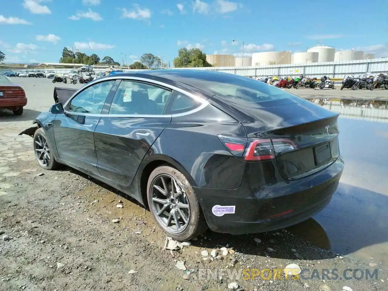 3 Фотография поврежденного автомобиля 5YJ3E1EA8KF324596 TESLA MODEL 3 2019