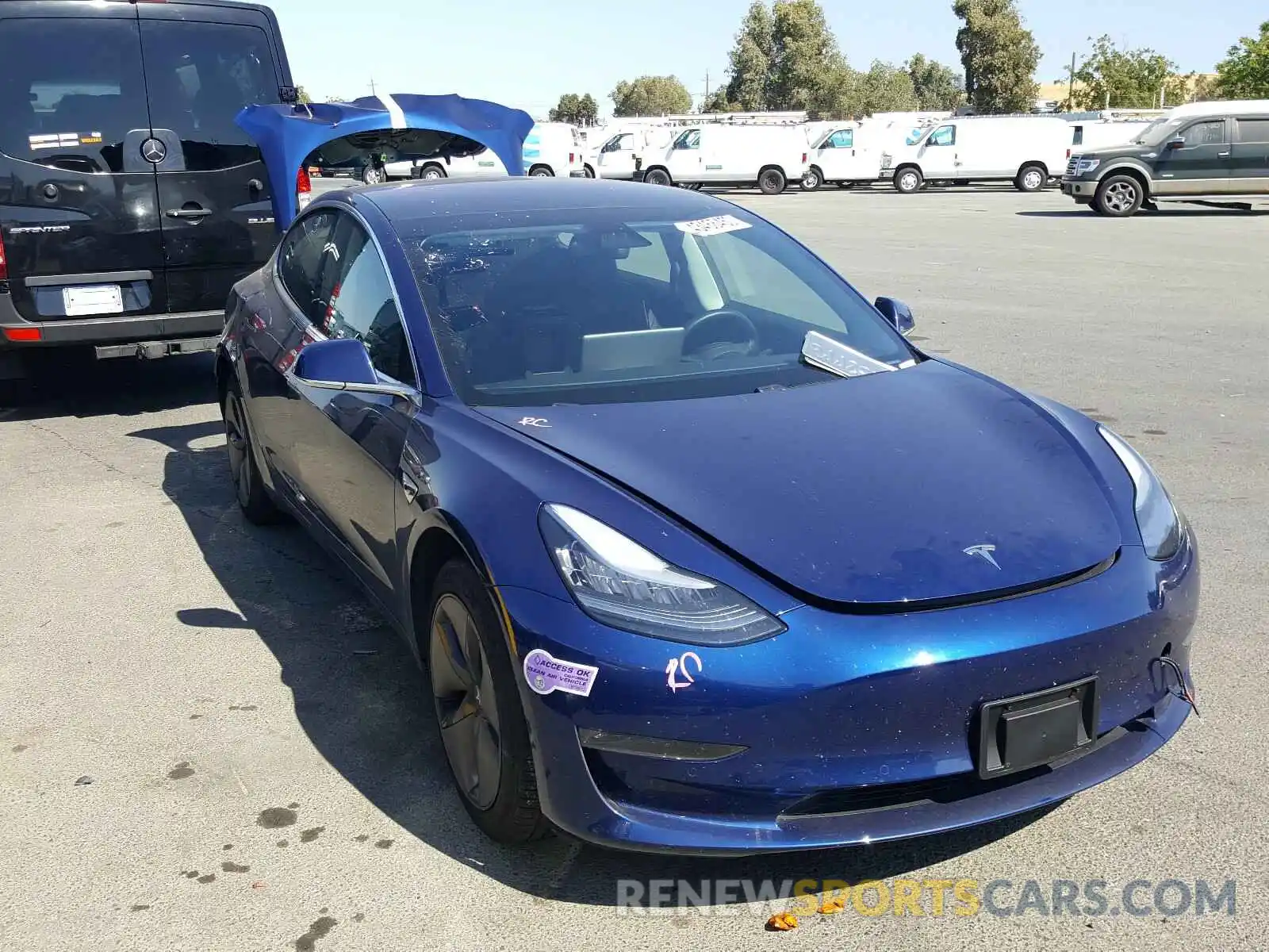 1 Photograph of a damaged car 5YJ3E1EA8KF326185 TESLA MODEL 3 2019