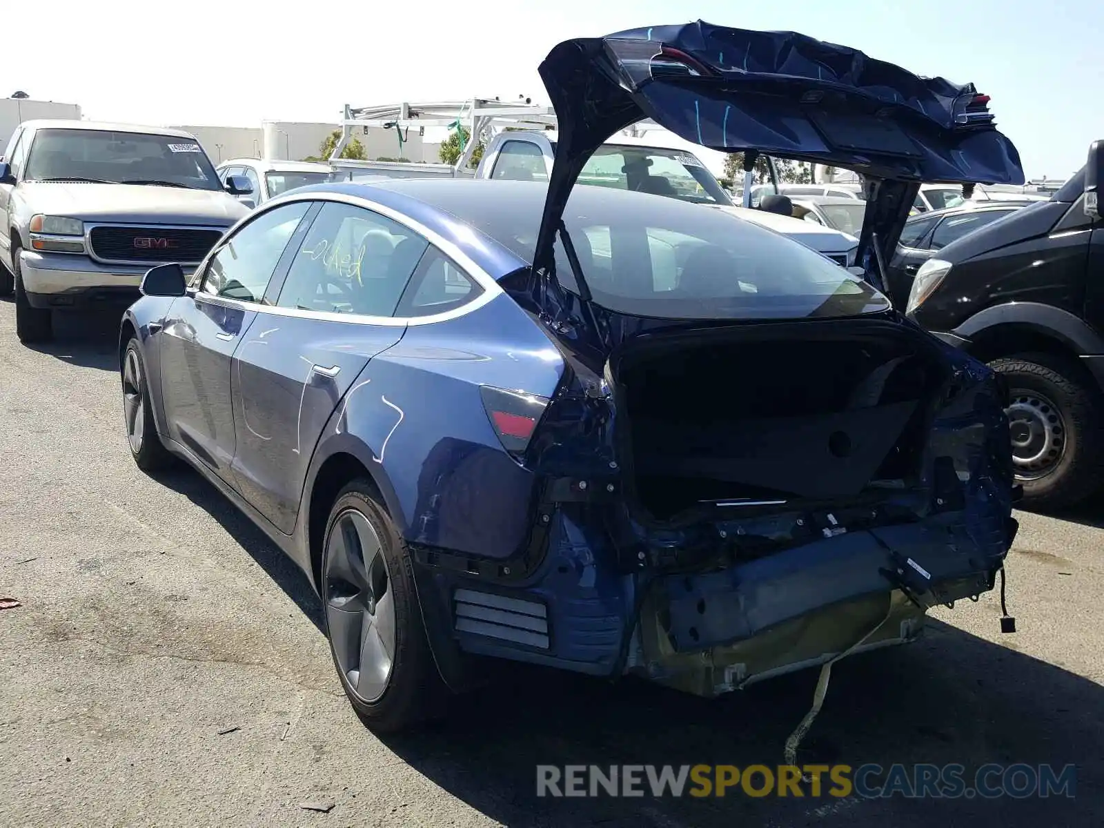 3 Photograph of a damaged car 5YJ3E1EA8KF326185 TESLA MODEL 3 2019