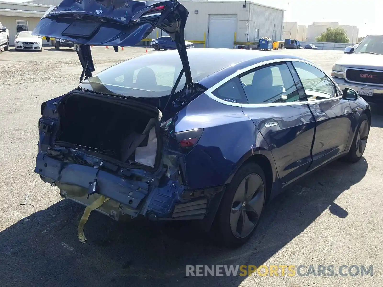 4 Photograph of a damaged car 5YJ3E1EA8KF326185 TESLA MODEL 3 2019