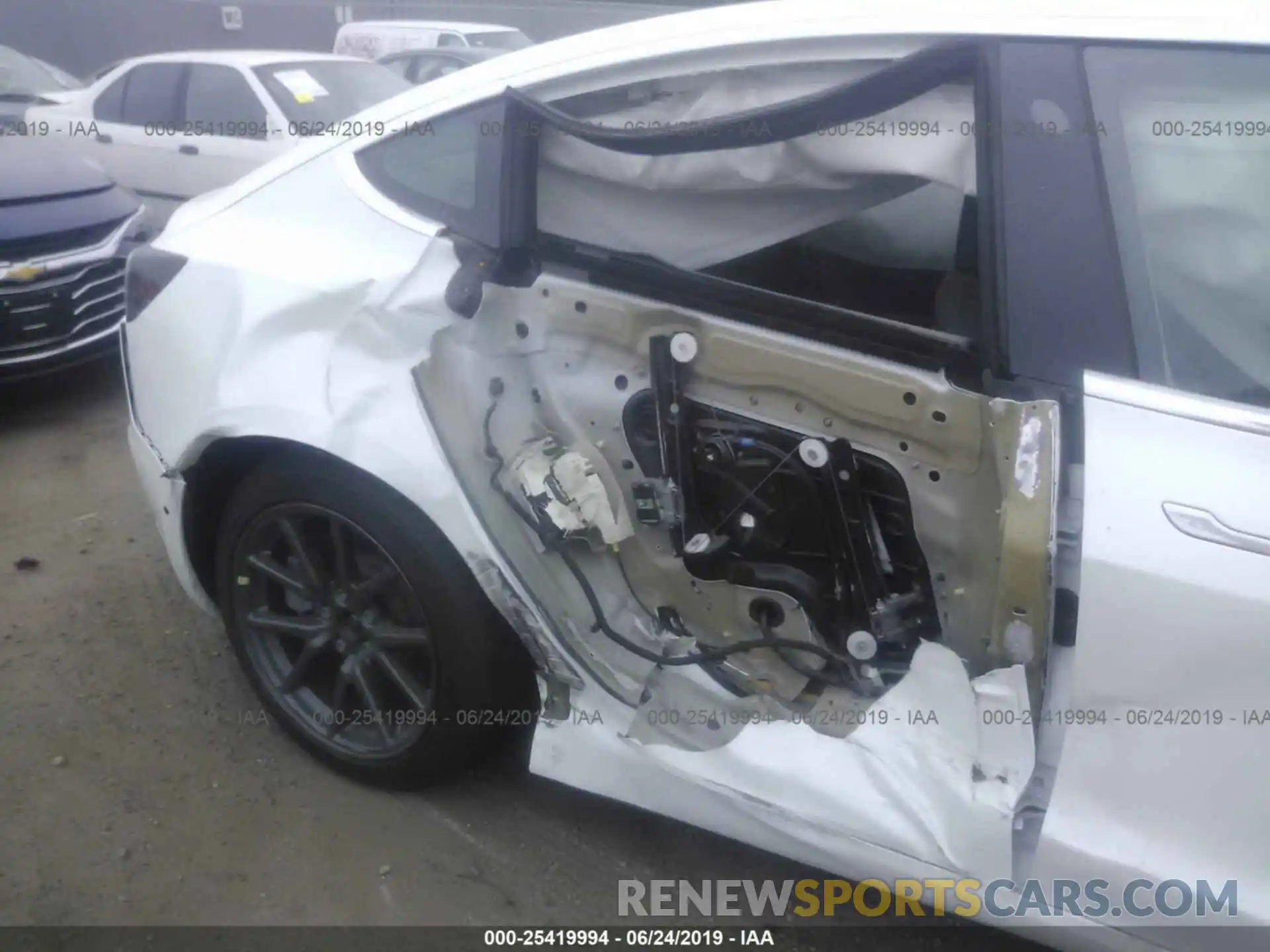 6 Photograph of a damaged car 5YJ3E1EA8KF328308 TESLA MODEL 3 2019