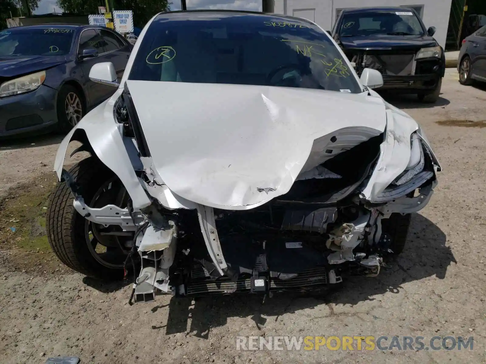 9 Photograph of a damaged car 5YJ3E1EA8KF332861 TESLA MODEL 3 2019