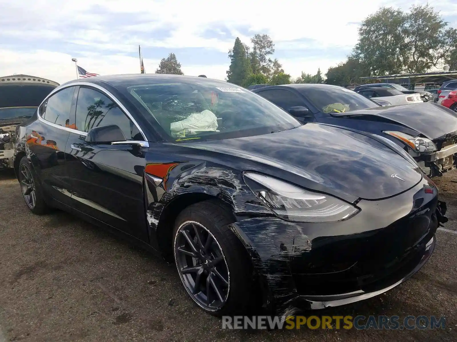 1 Photograph of a damaged car 5YJ3E1EA8KF399251 TESLA MODEL 3 2019