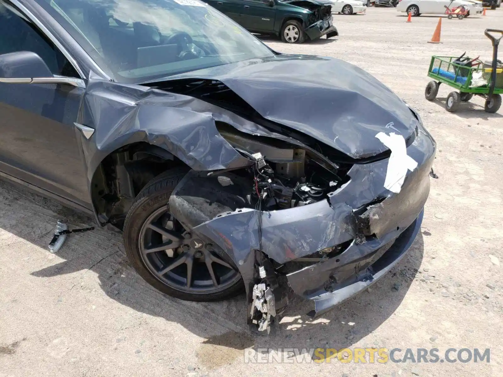 9 Фотография поврежденного автомобиля 5YJ3E1EA8KF400317 TESLA MODEL 3 2019
