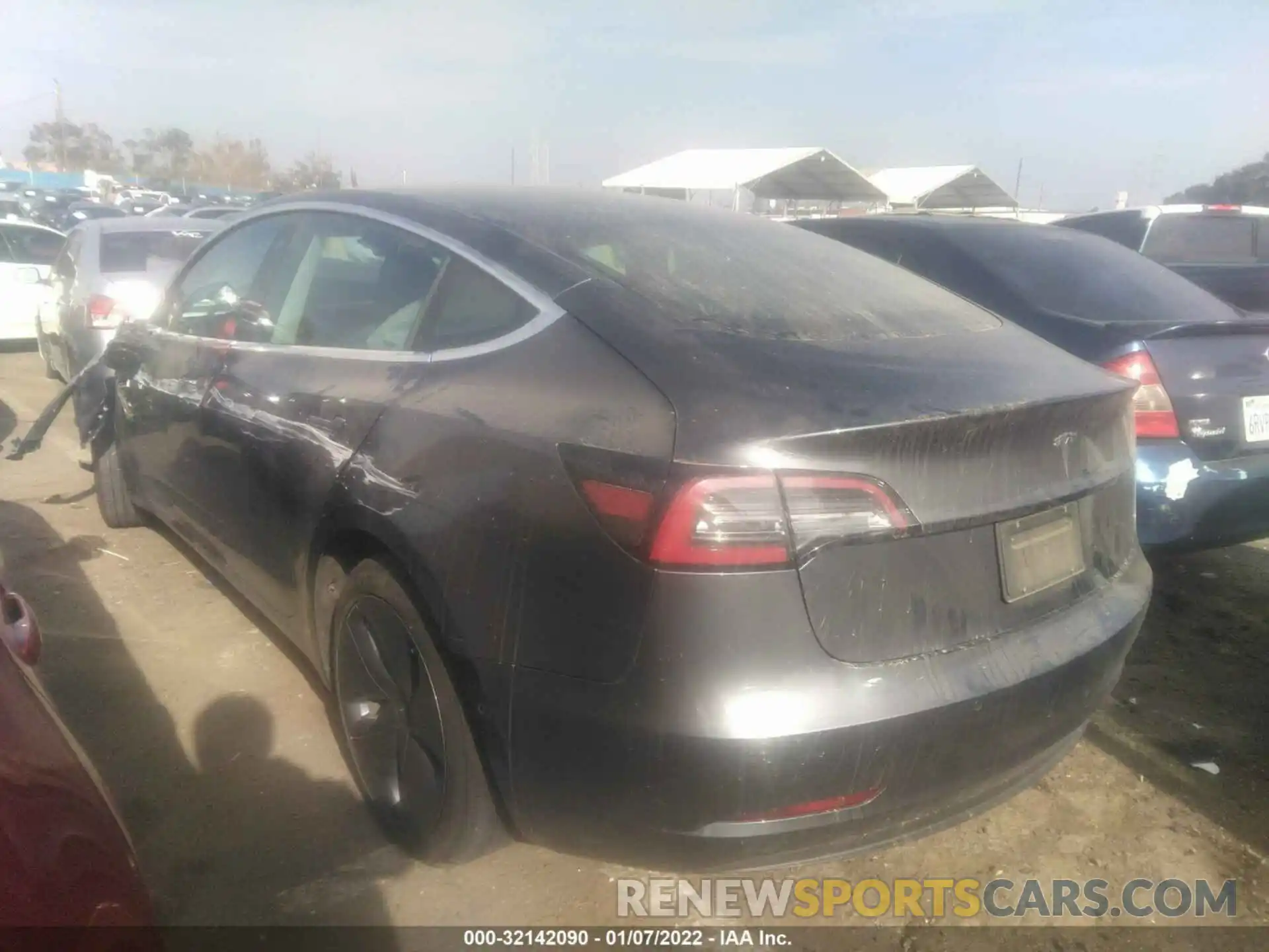 3 Фотография поврежденного автомобиля 5YJ3E1EA8KF400477 TESLA MODEL 3 2019