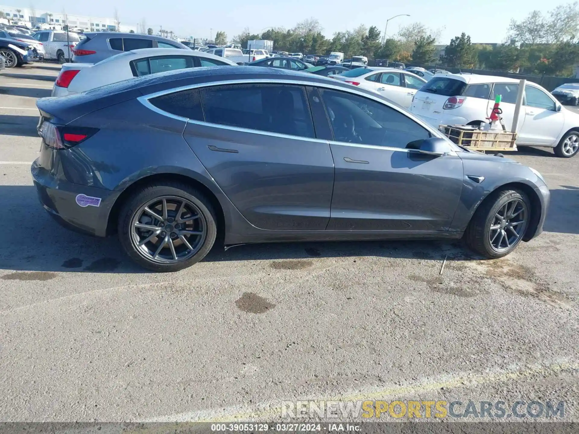 12 Photograph of a damaged car 5YJ3E1EA8KF400480 TESLA MODEL 3 2019