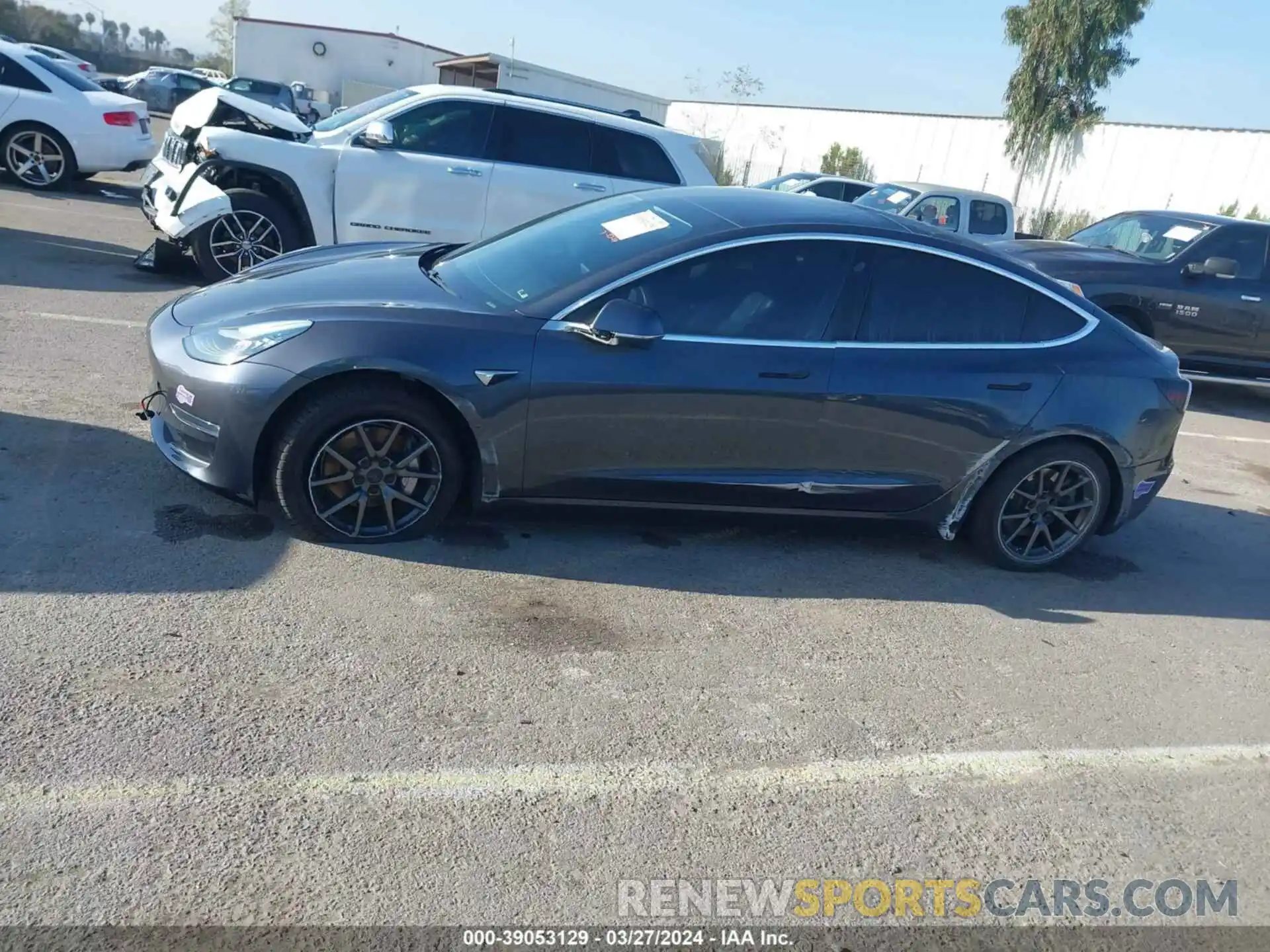 13 Photograph of a damaged car 5YJ3E1EA8KF400480 TESLA MODEL 3 2019