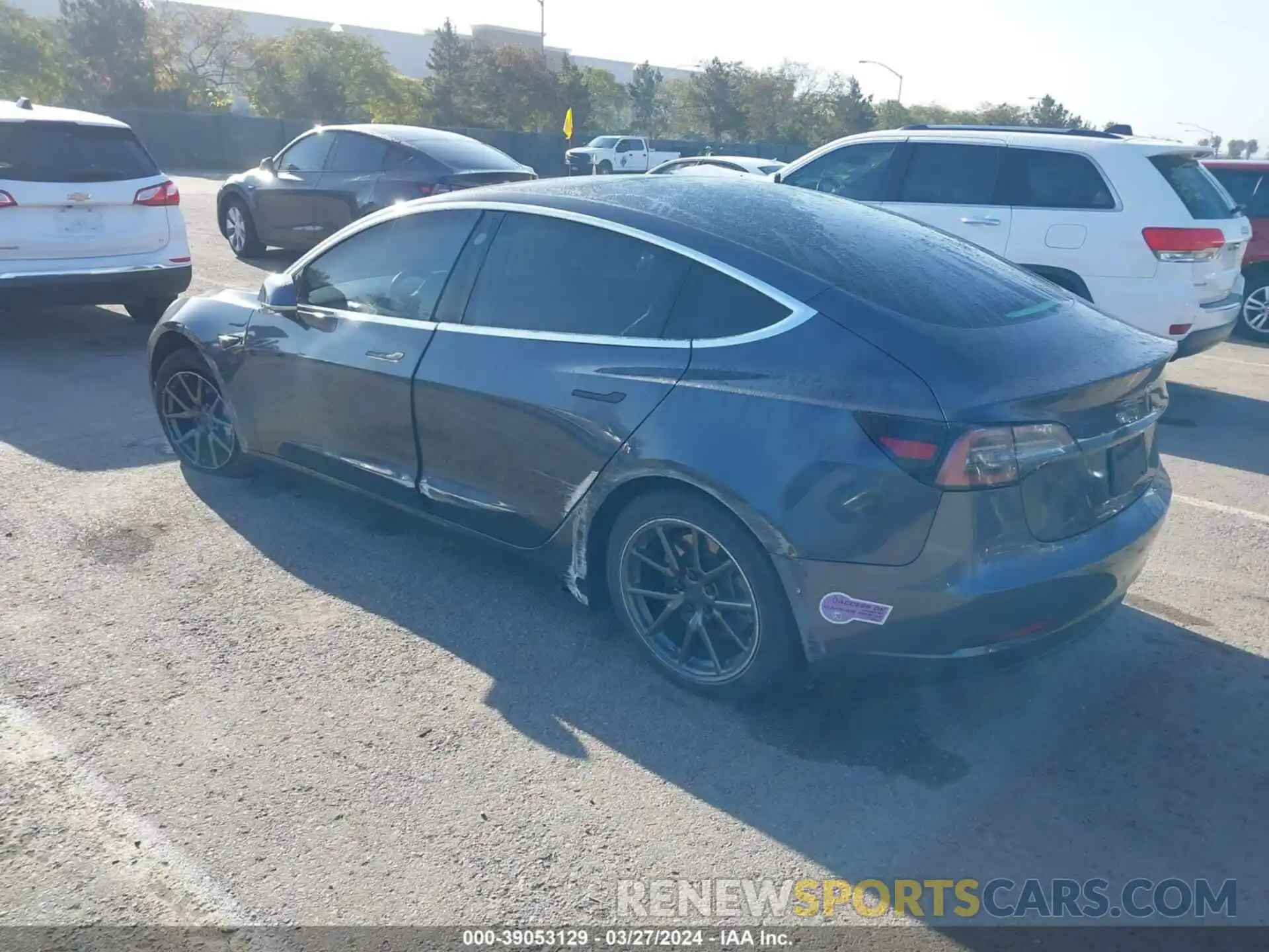 3 Photograph of a damaged car 5YJ3E1EA8KF400480 TESLA MODEL 3 2019