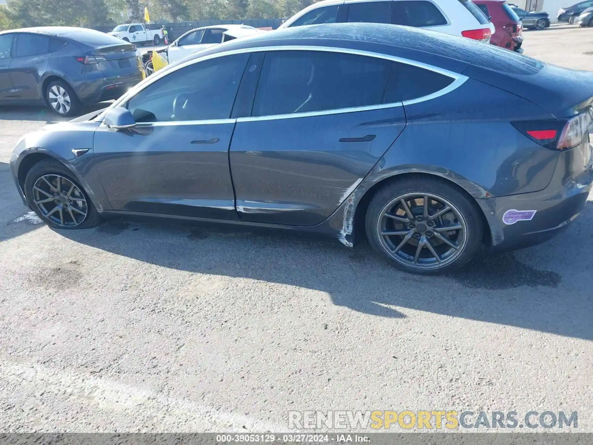 6 Photograph of a damaged car 5YJ3E1EA8KF400480 TESLA MODEL 3 2019