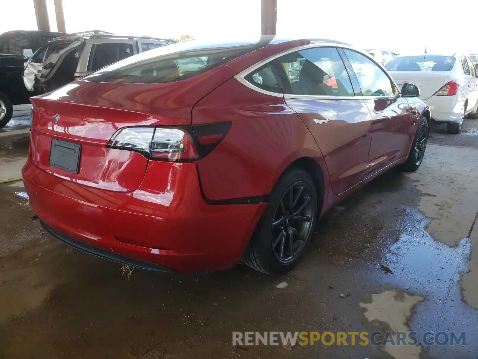 4 Photograph of a damaged car 5YJ3E1EA8KF400608 TESLA MODEL 3 2019