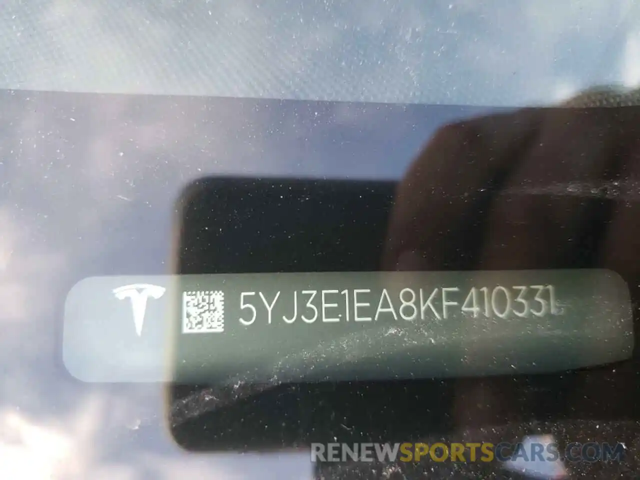 10 Photograph of a damaged car 5YJ3E1EA8KF410331 TESLA MODEL 3 2019