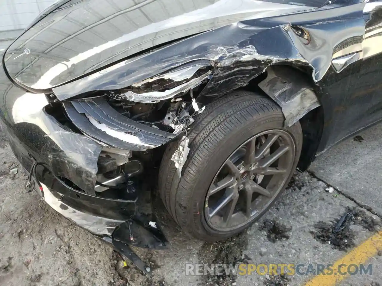 9 Photograph of a damaged car 5YJ3E1EA8KF410331 TESLA MODEL 3 2019