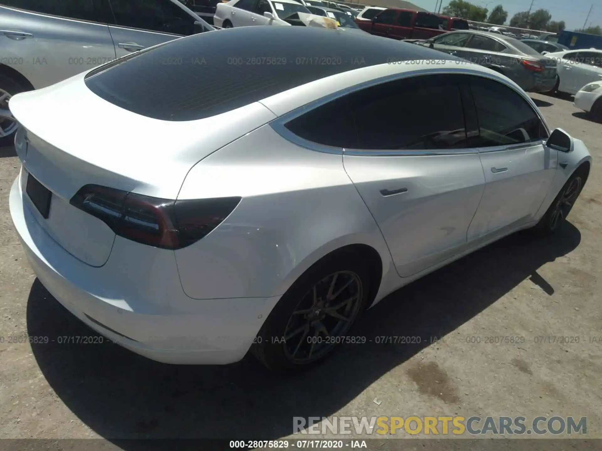 4 Photograph of a damaged car 5YJ3E1EA8KF419787 TESLA MODEL 3 2019