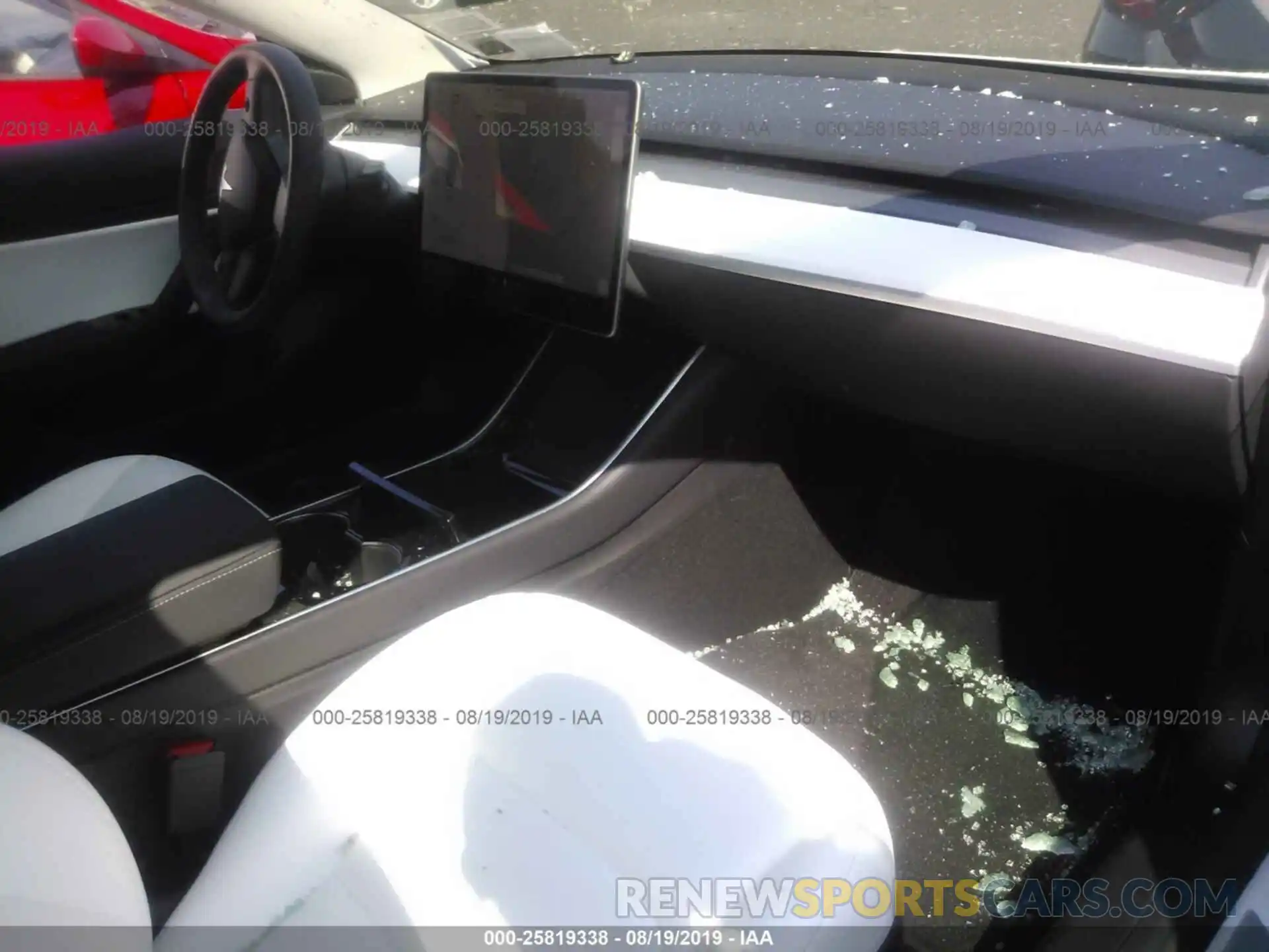 5 Photograph of a damaged car 5YJ3E1EA8KF423127 TESLA MODEL 3 2019