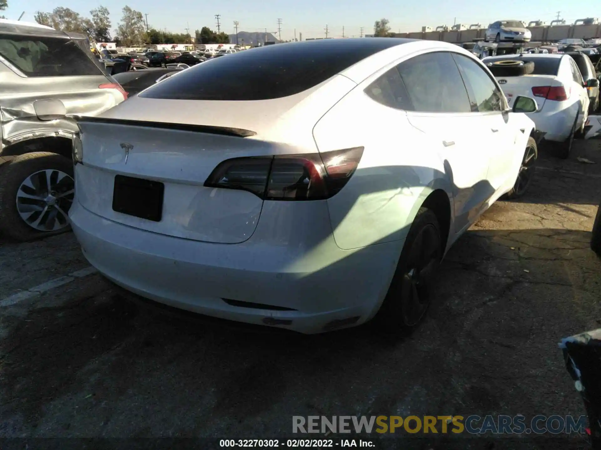 4 Photograph of a damaged car 5YJ3E1EA8KF425167 TESLA MODEL 3 2019