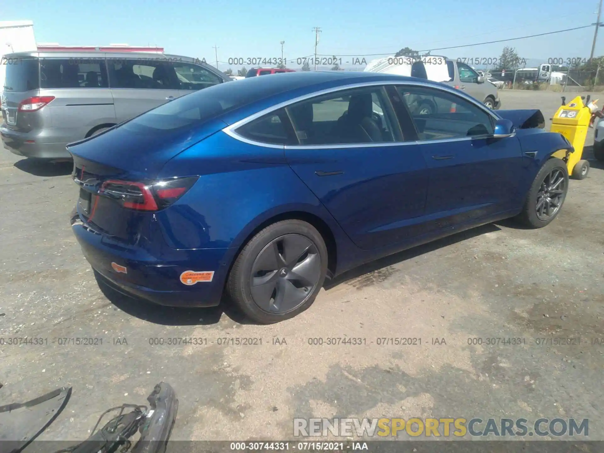 4 Фотография поврежденного автомобиля 5YJ3E1EA8KF427095 TESLA MODEL 3 2019